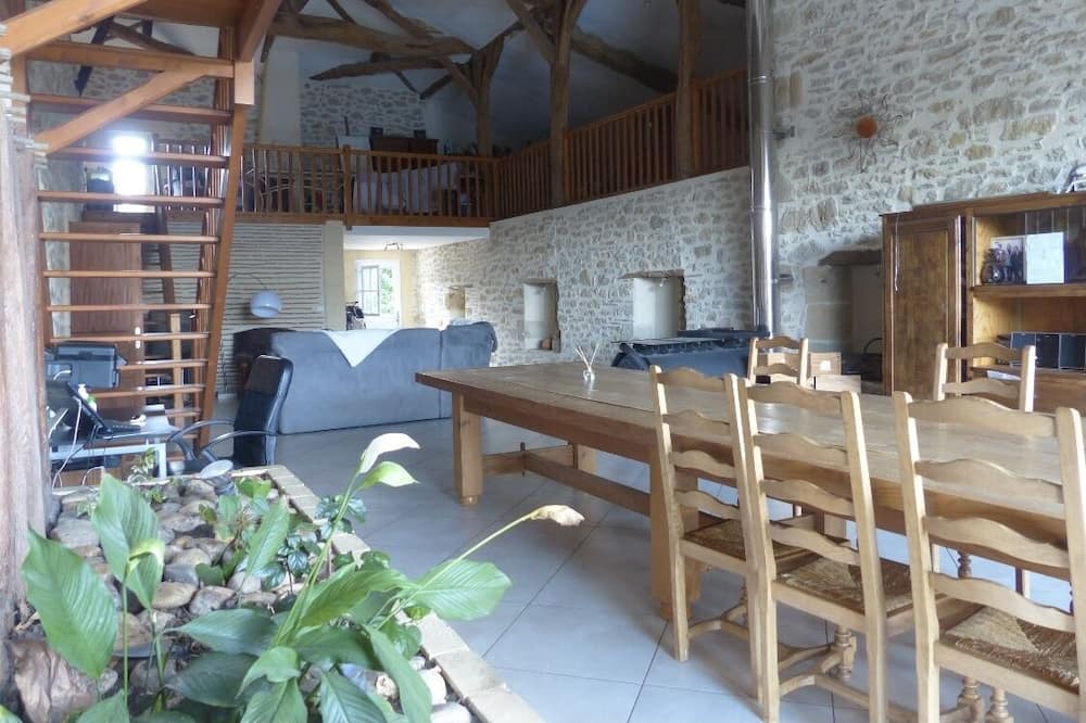 Photo of Kitchen in Meilhan-sur-Garonne