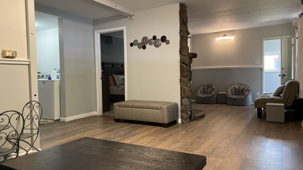 Photo of Others in Town of Olive