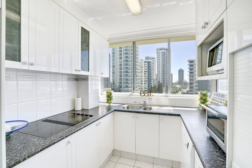 Photo of Kitchen in Main Beach