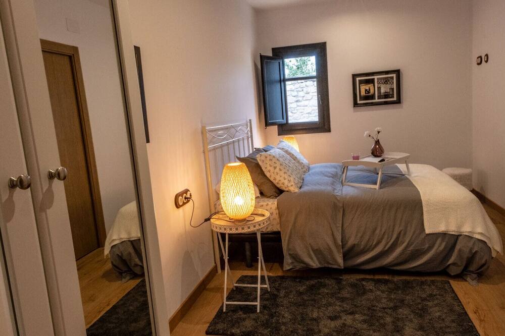 Photo of Bedroom in Malda