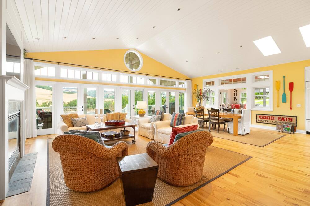 Photo of Others in Roseburg