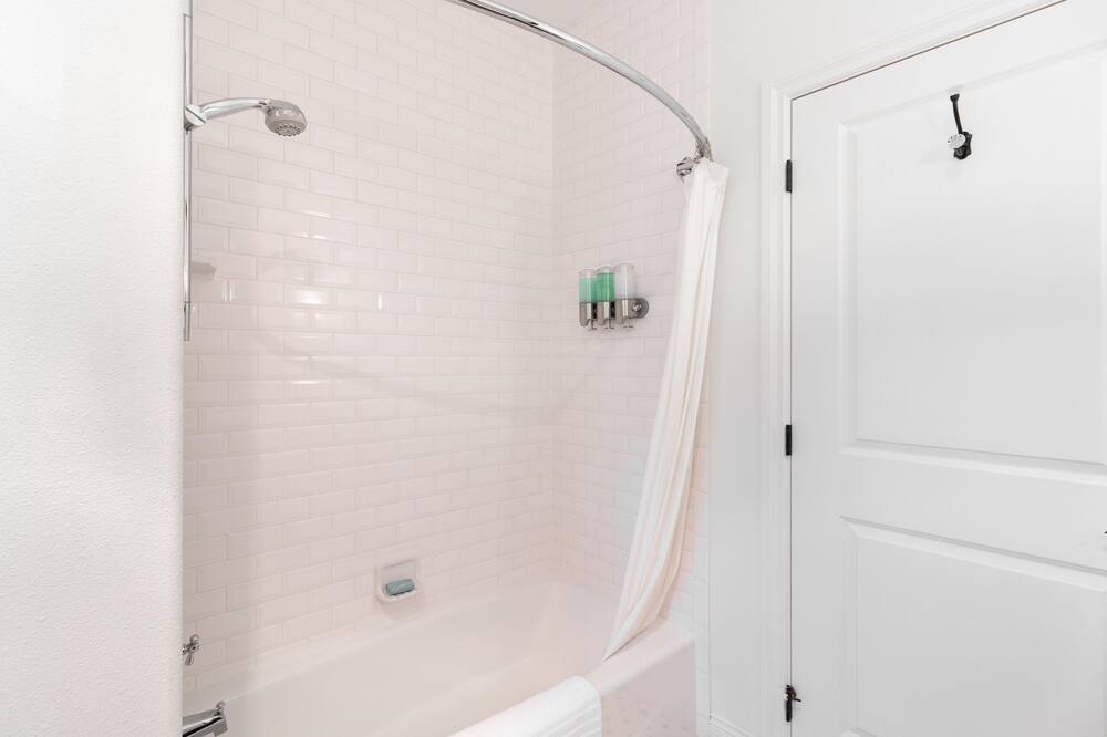 Photo of Others in Roseburg