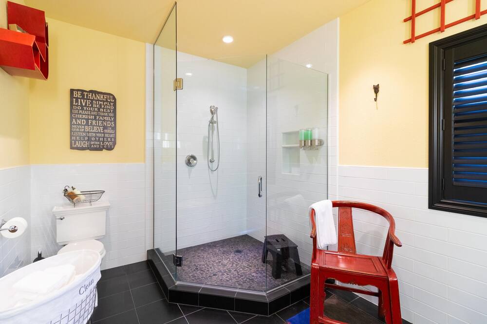 Photo of Others in Roseburg