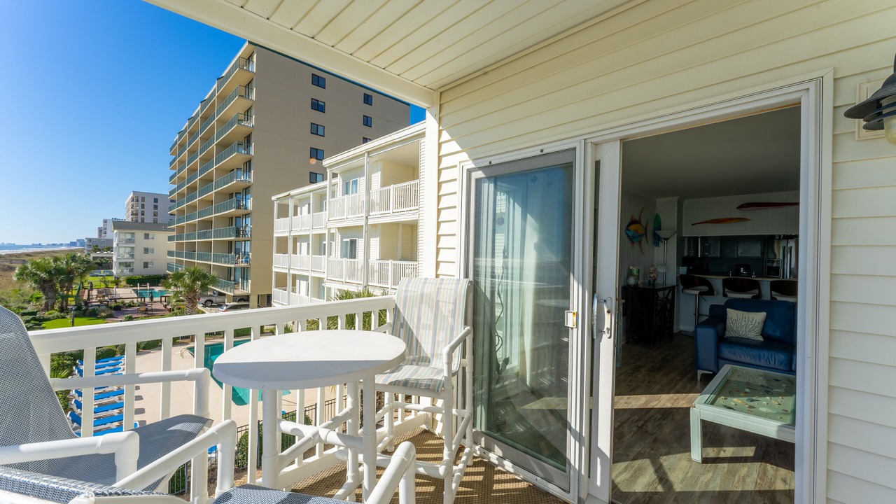 Photo of Patio Balcony in Windy Hill