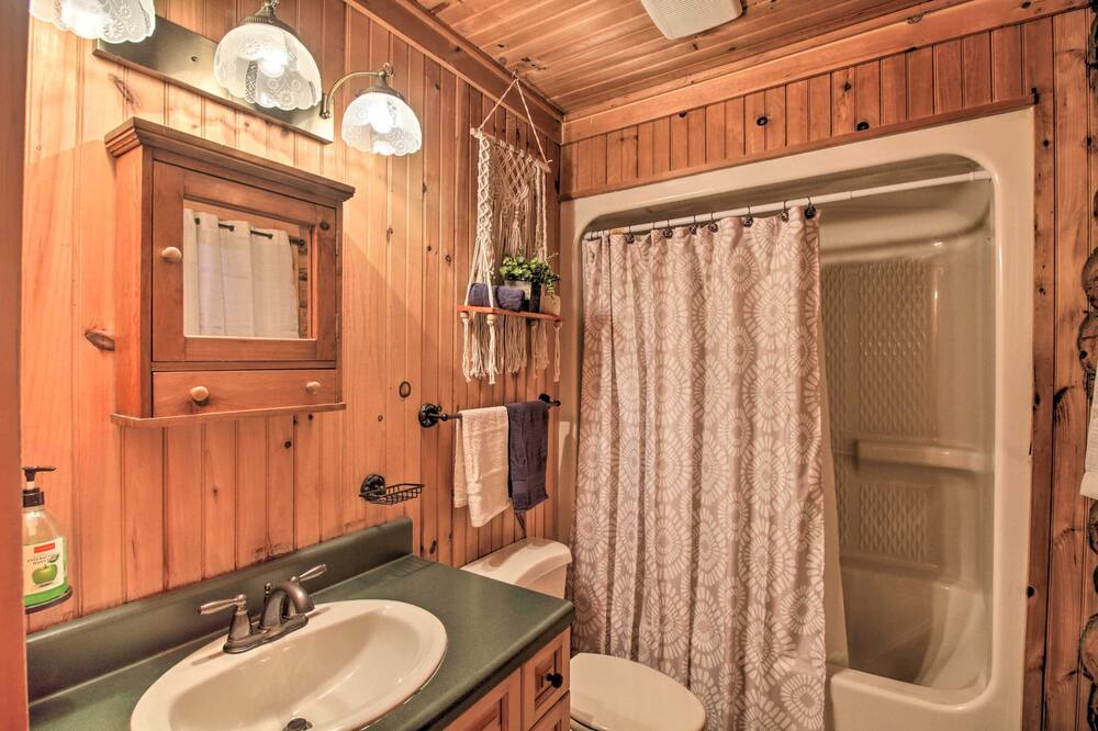 Photo of Bathroom in New Castle