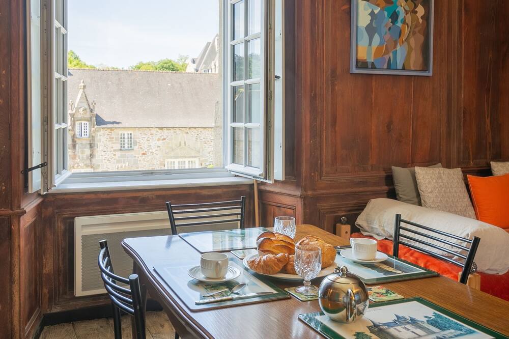 Photo of Others in Taden