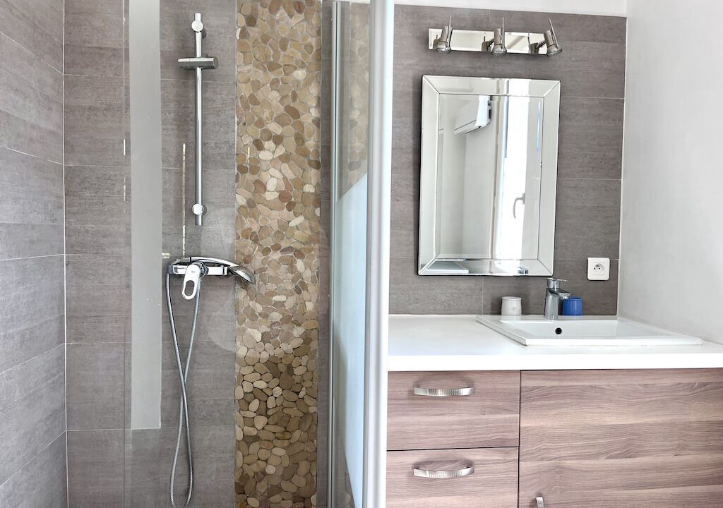 Photo of Bathroom in Le Cres