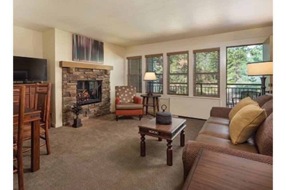 Photo of Livingroom in Bend