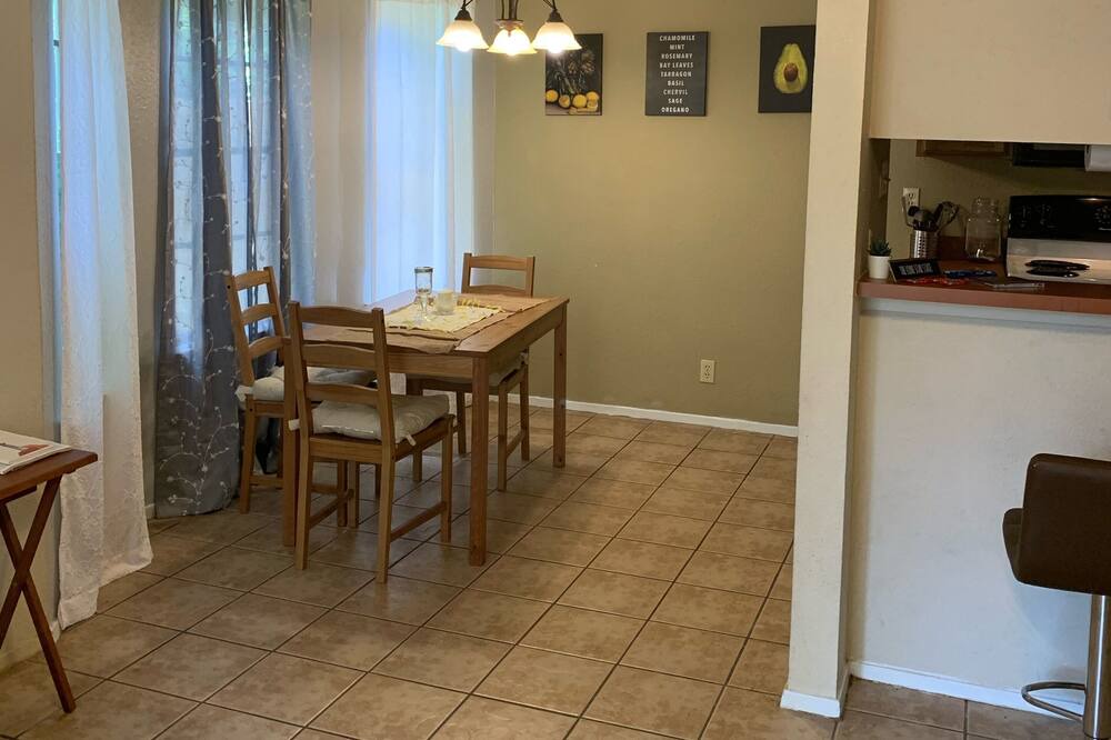Photo of Kitchen in East Riverside - Oltorf