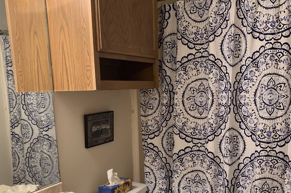 Photo of Bathroom in East Riverside - Oltorf