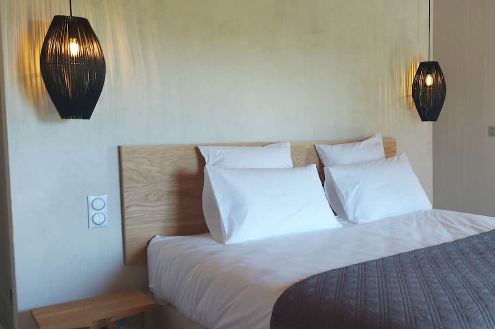 Photo of Bedroom in Maussane-les-Alpilles