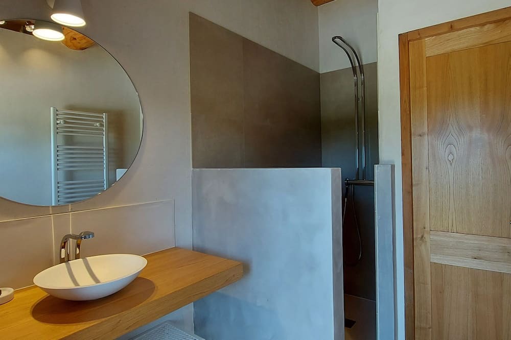 Photo of Bathroom in Maussane-les-Alpilles