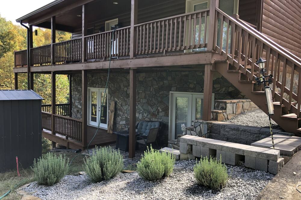 Photo of Outdoor in Piney Creek