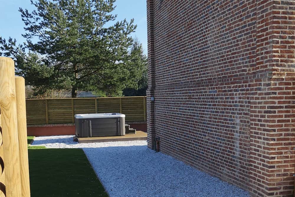 Photo of Others in Cambron