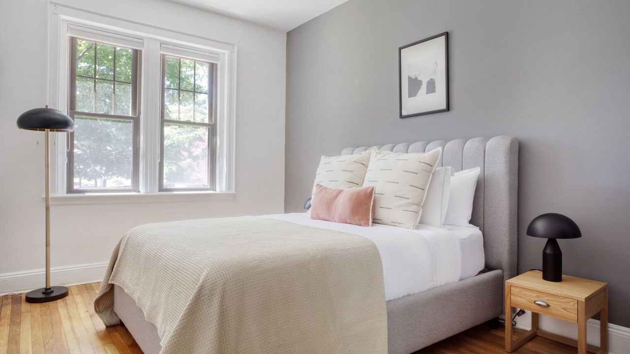 Photo of Others in Cleveland Circle