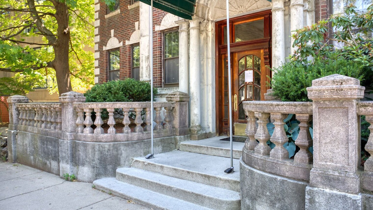 Photo of Outdoor in Cleveland Circle