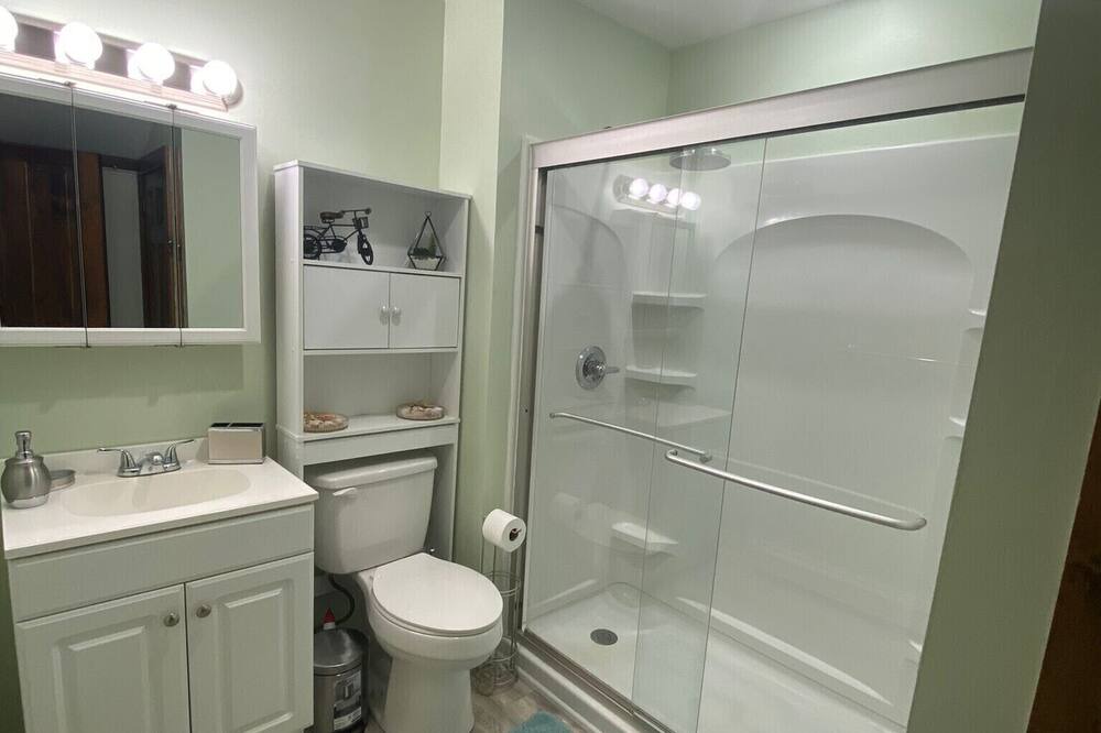 Photo of Bathroom in Palenville