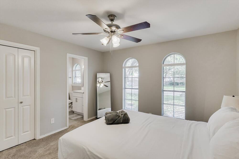 Photo of Others in Buckner Terrace - Everglade Park