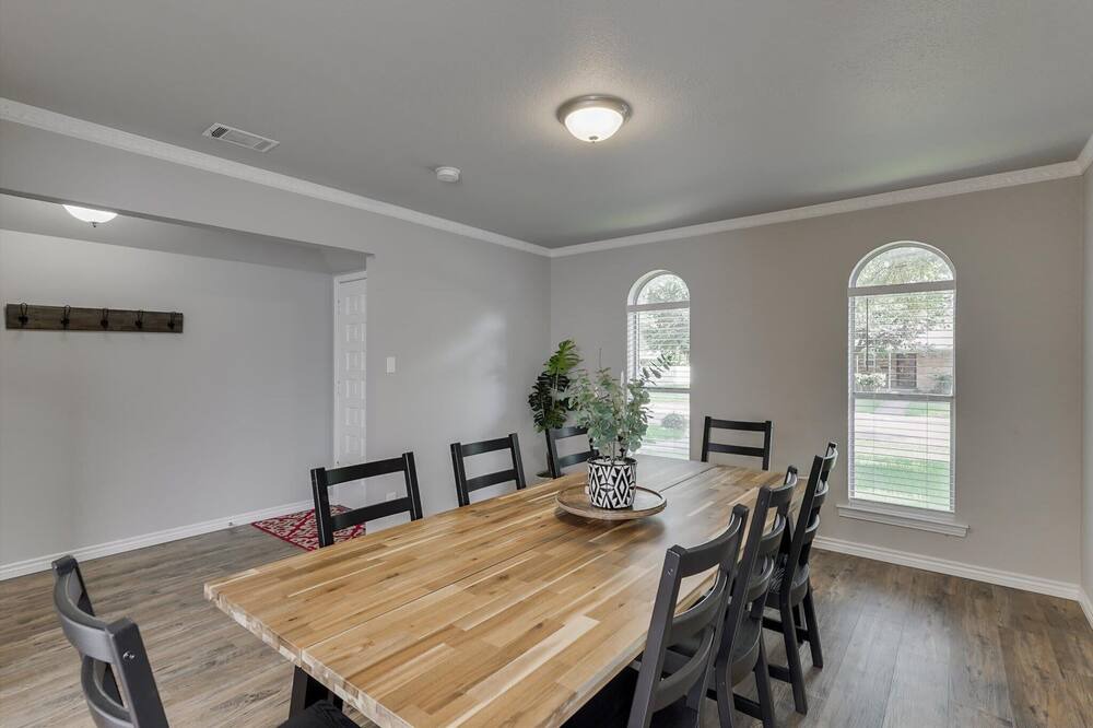 Photo of Others in Buckner Terrace - Everglade Park
