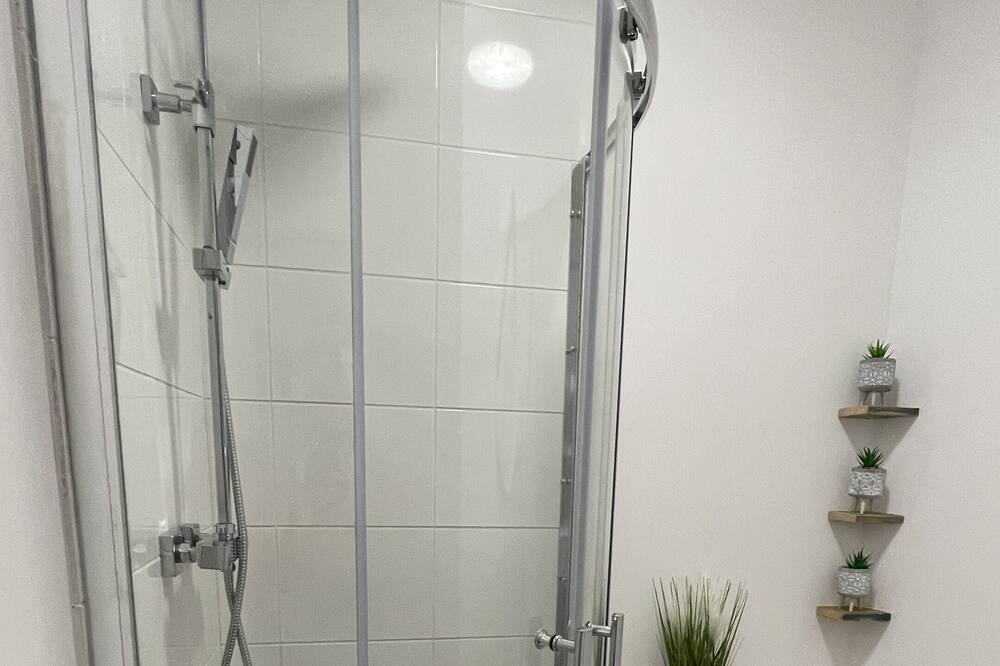 Photo of Bathroom in Seisdon