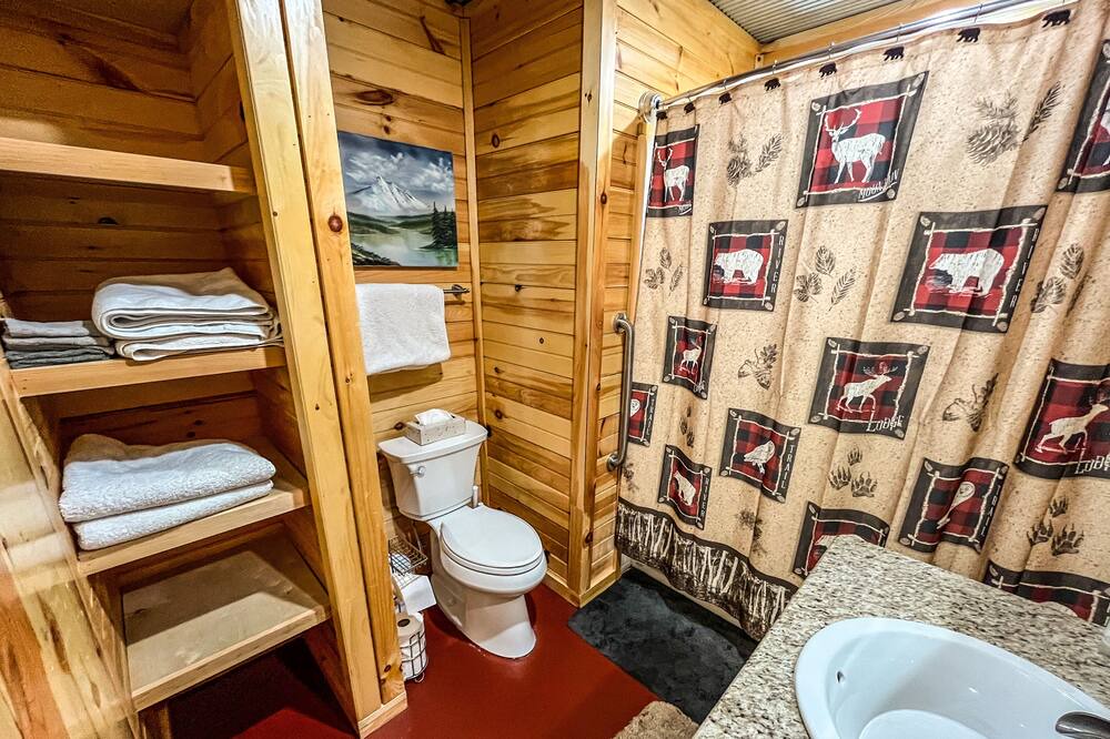 Photo of Bathroom in Mountain View