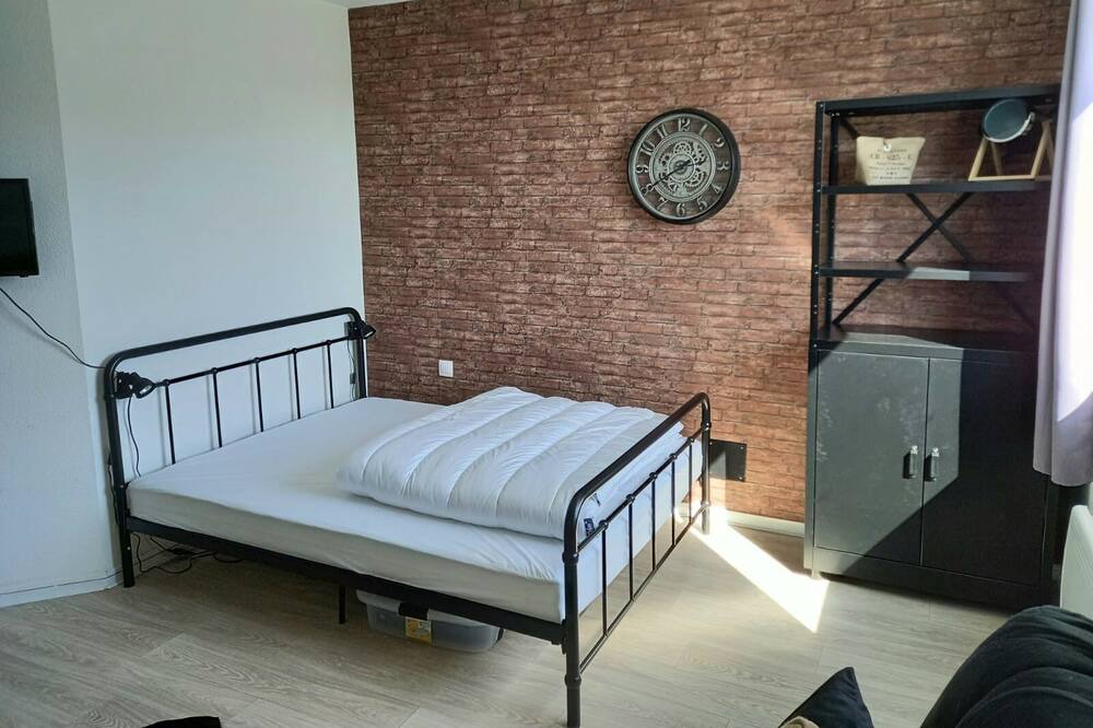 Photo of Bedroom in Chasseneuil-du-Poitou