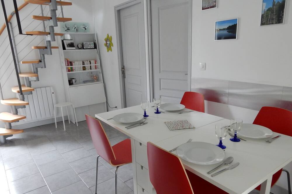 Photo of Kitchen in Montreuil-sur-Maine