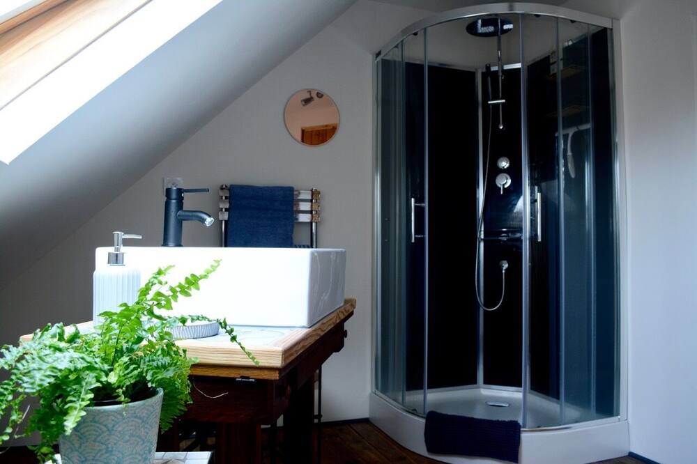 Photo of Bathroom in Huelgoat