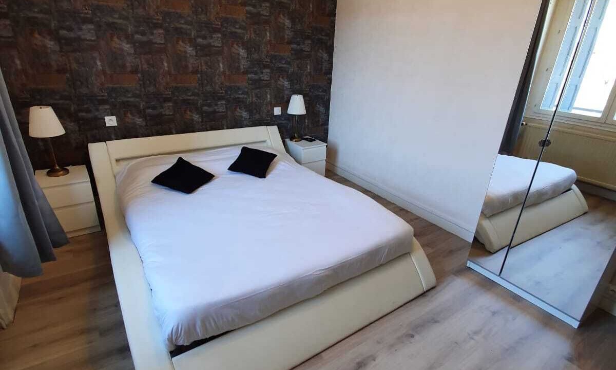 Photo of Bedroom in Saint-Victor-sur-Loire