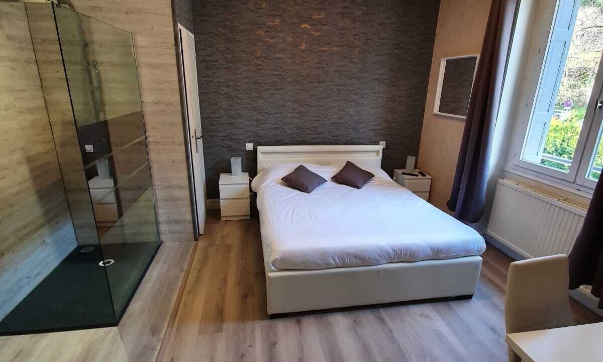 Photo of Bedroom in Saint-Victor-sur-Loire