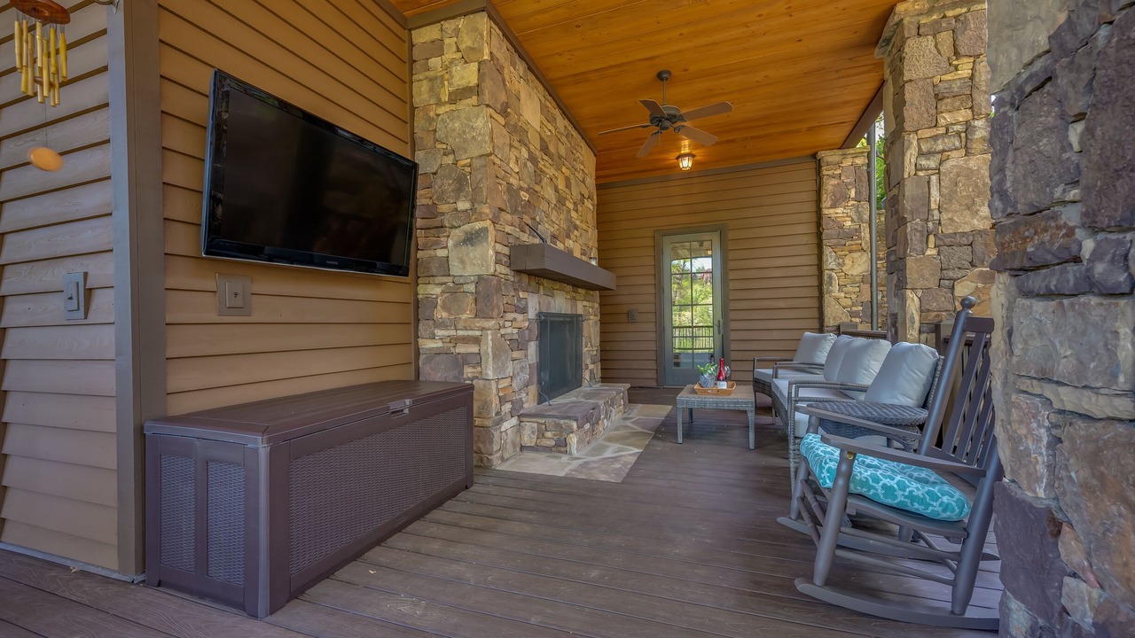 Photo of Patio Balcony in Mill Spring
