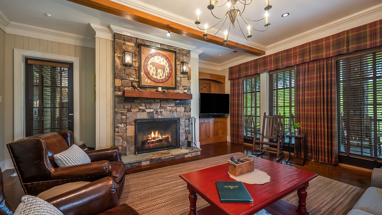 Photo of Livingroom in Mill Spring