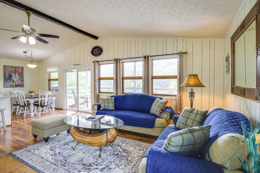 Photo of Livingroom in Bean Station