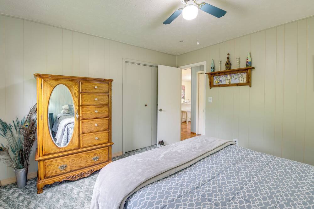 Photo of Bedroom in Bean Station