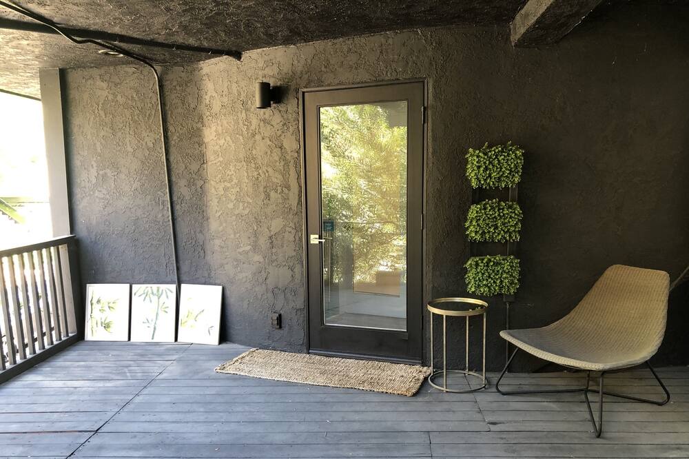 Photo of Others in Beverly Glen