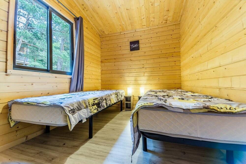 Photo of Bedroom in La Salle-en-Beaumont