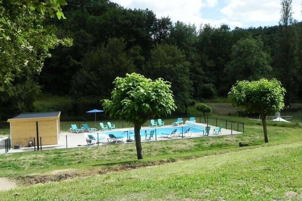 Photo of Outdoor in Beauville
