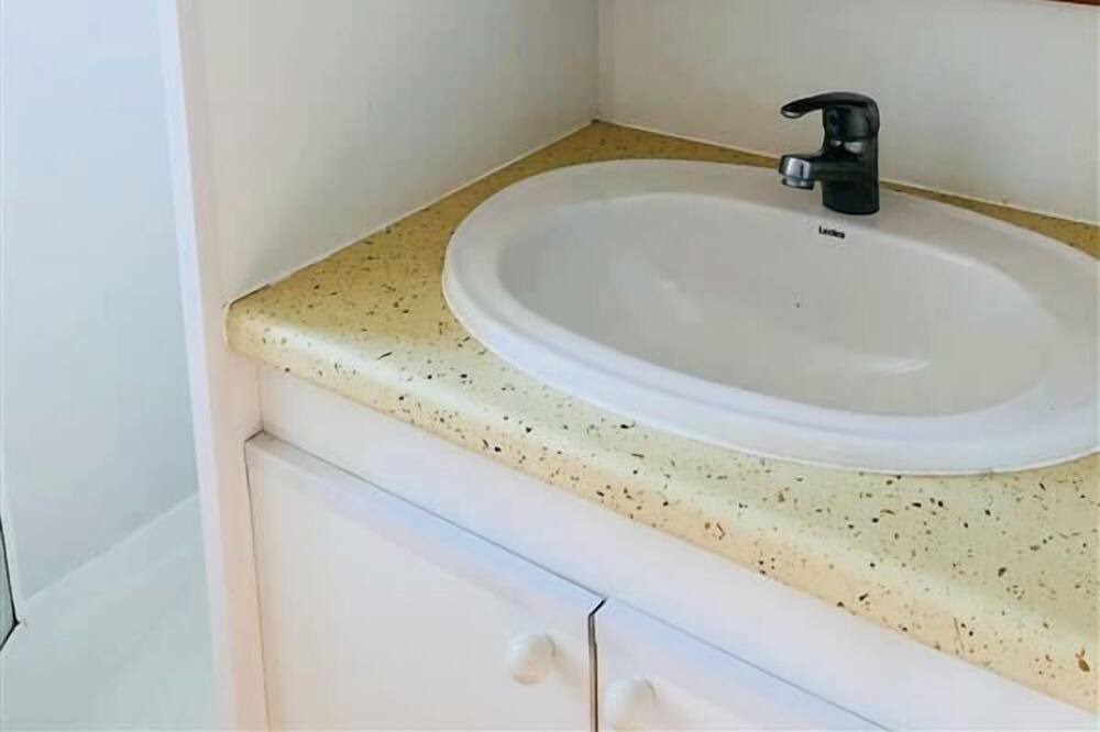 Photo of Bathroom in Guemene-Penfao