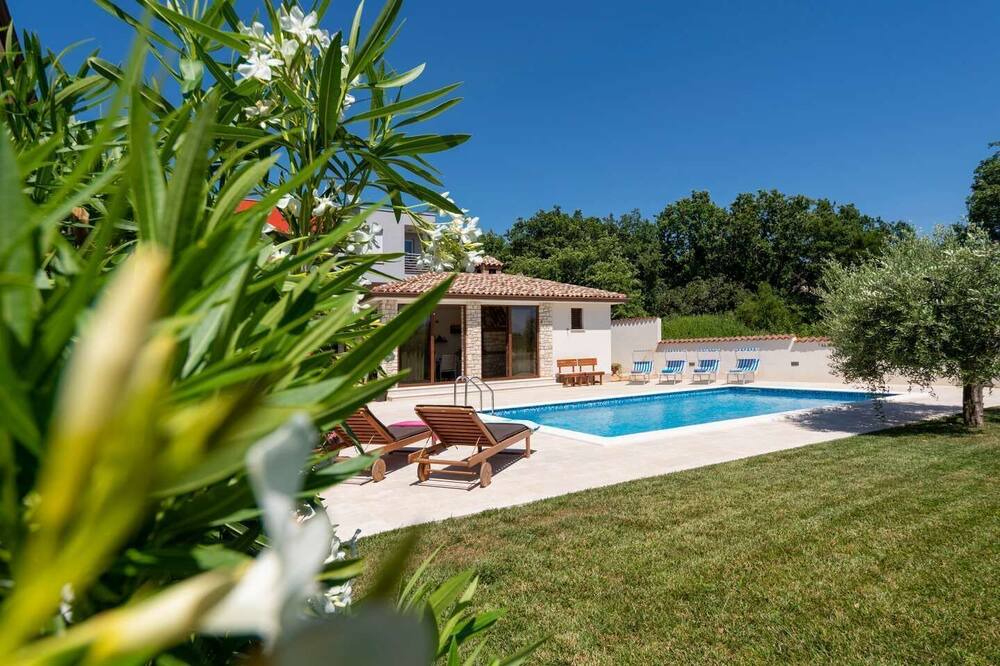 Photo of Outdoor in Valica