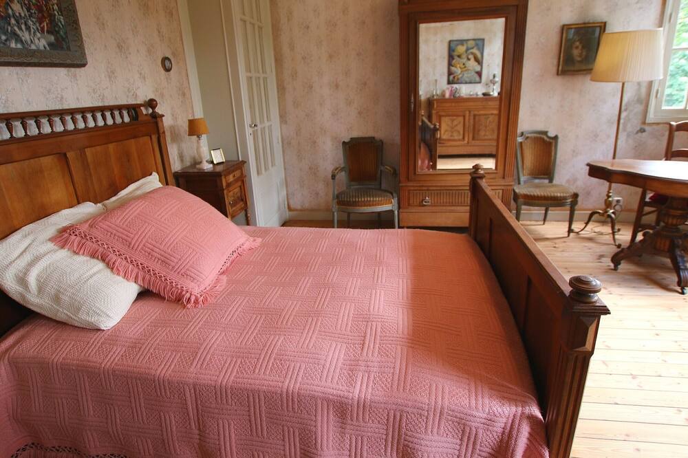 Photo of Bedroom in Saint-Brevin-l'Ocean