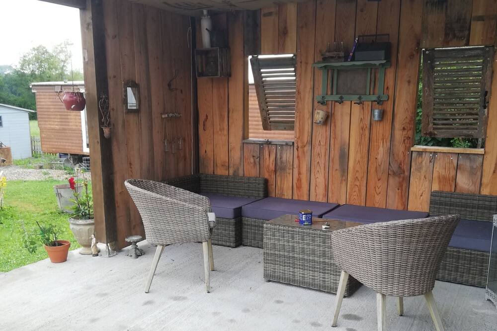 Photo of Patio Balcony in Theze