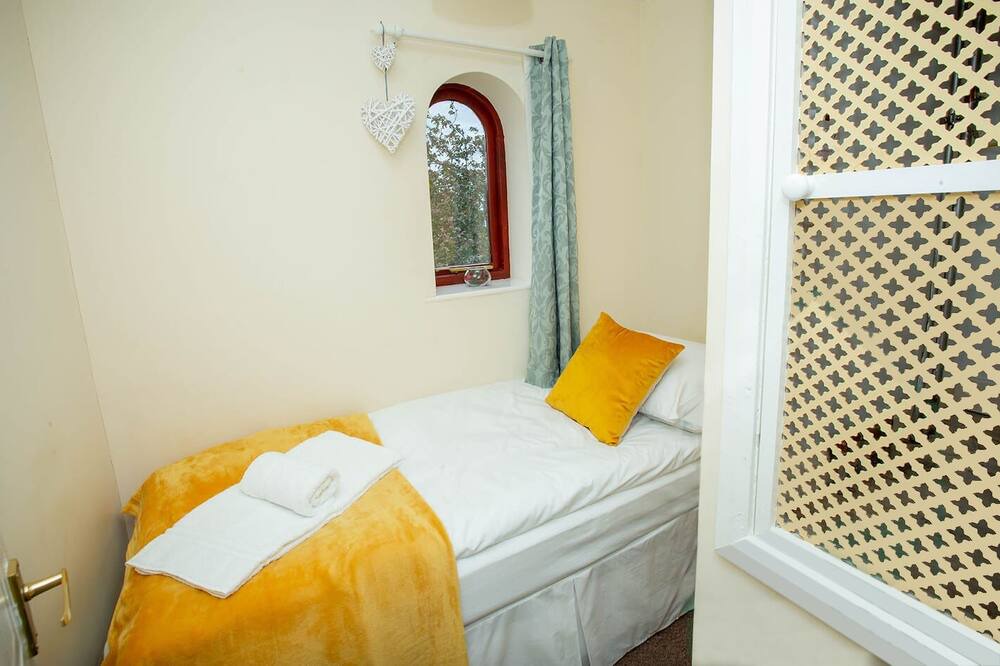 Photo of Others in Corby