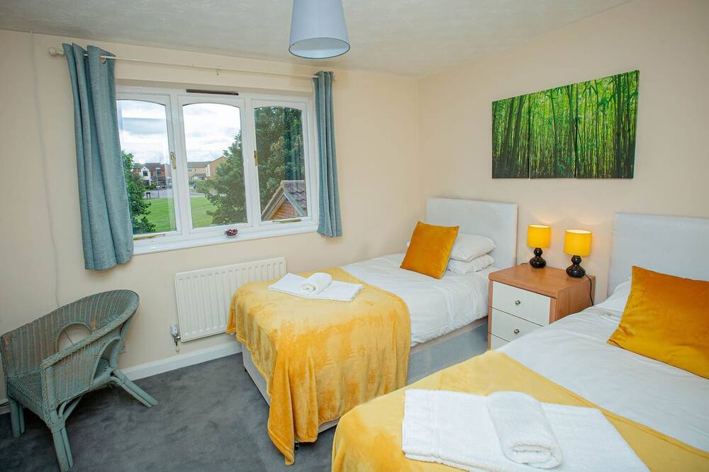 Photo of Others in Corby