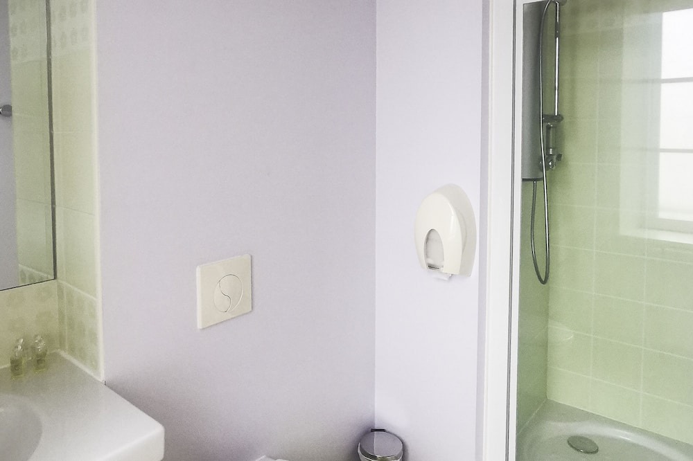 Photo of Bathroom in Le Brugeron