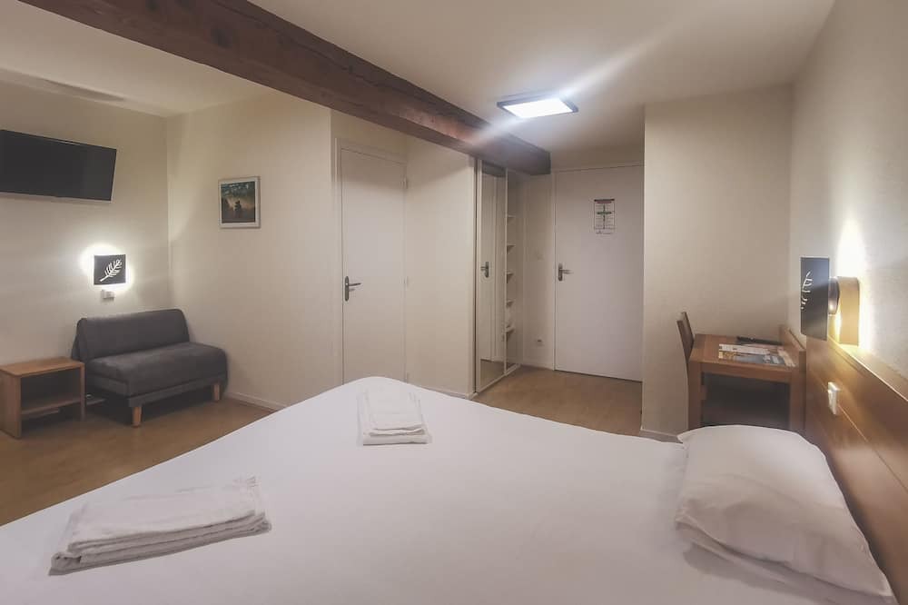 Photo of Bedroom in Le Brugeron