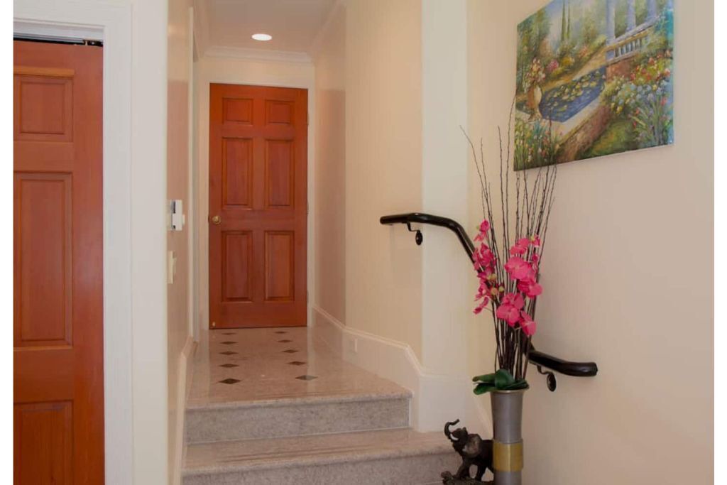 Photo of Others in Russian Hill