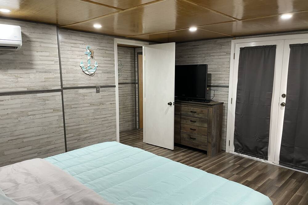 Photo of Bedroom in Big Creek