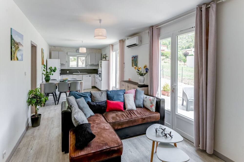Photo of Livingroom in Roquebrun