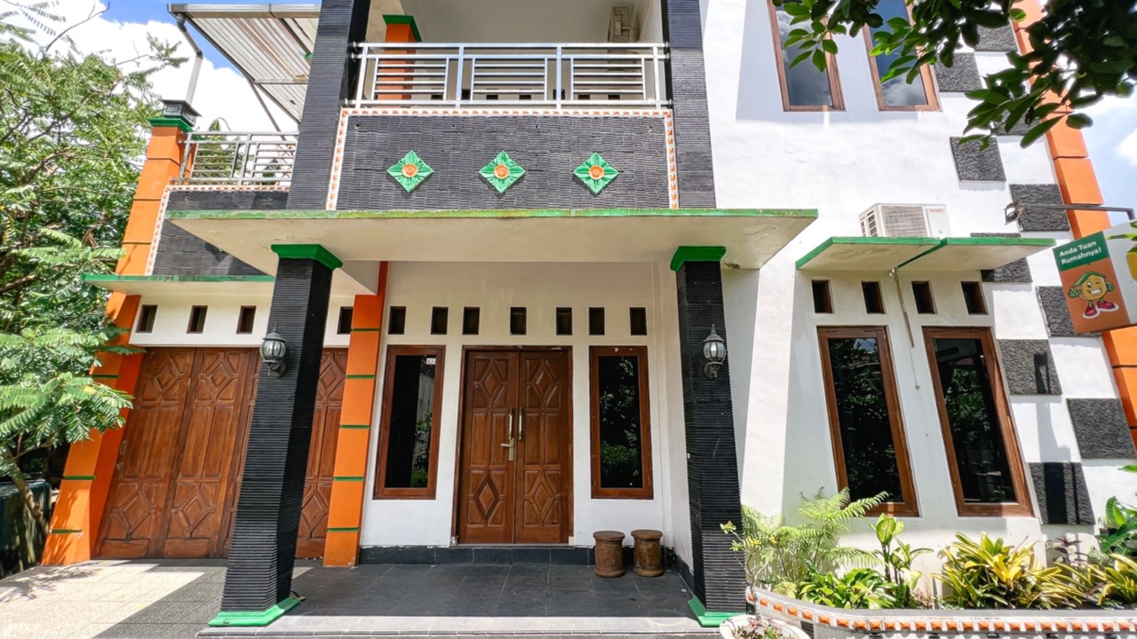 Photo of Buildings in Sinduharjo