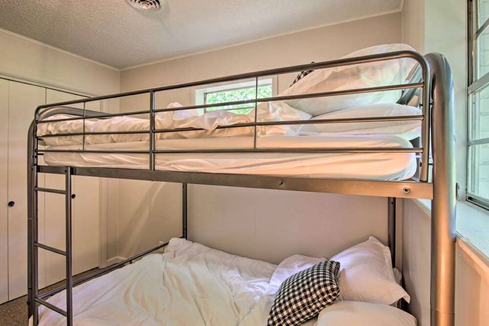 Photo of Bedroom in Wagoner